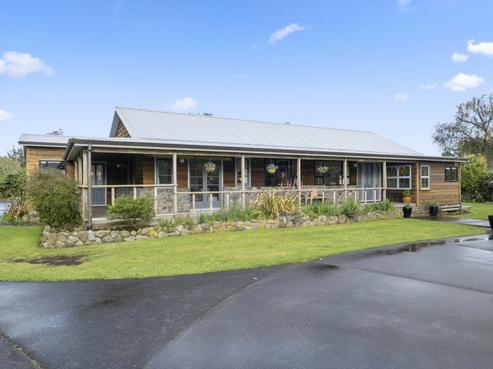 8A Carthew Street, Okato
