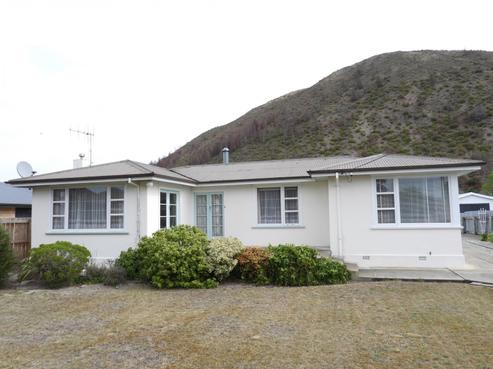 73 Bledisloe Street, Kurow