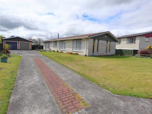 16 Oberon Street, Stratford