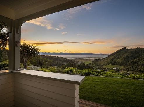 53 Parautane Way, Todds Valley