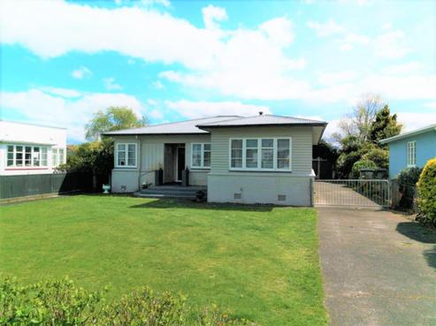 15 Thyra Street, Dannevirke