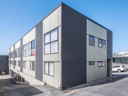 8/7 Hall Avenue, Newtown