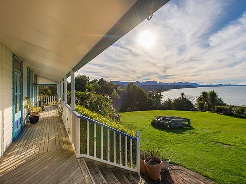70 Lookout Road, Parapara