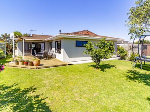 138 Tait Drive, Greenmeadows
