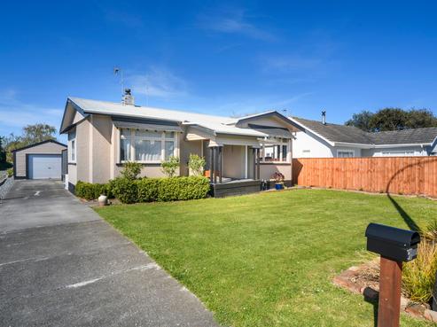 311 Botanical Road, West End