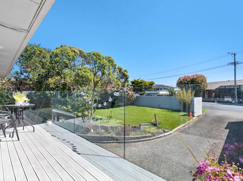 30 Knights Road, Rothesay Bay