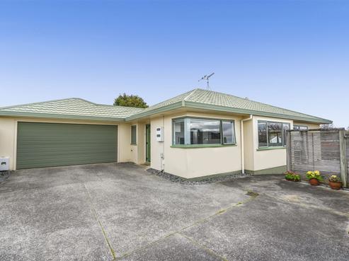 48A Houchens Road, Glenview