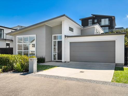 21 Westerley Place, Long Bay
