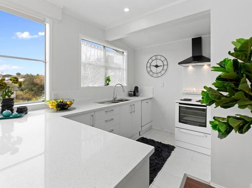 54 Awaroa Road, Sunnyvale