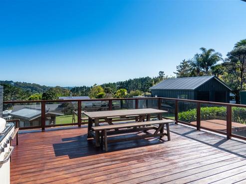 31 Mcentee Road, Waitakere