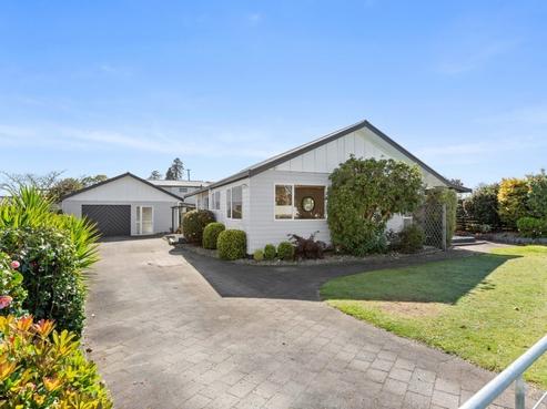 25 Thompson Street, Leamington