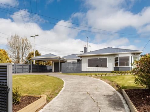 16 Coronation Street, Feilding
