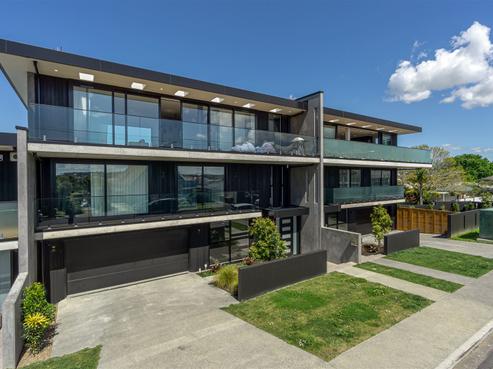 11B Montgomery Avenue, Rothesay Bay