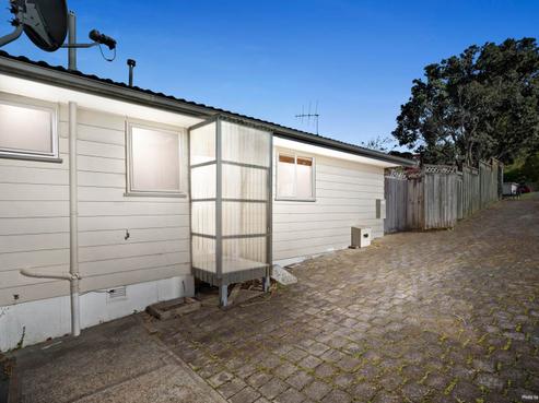 1/22 Lambrown Drive, Totara Vale