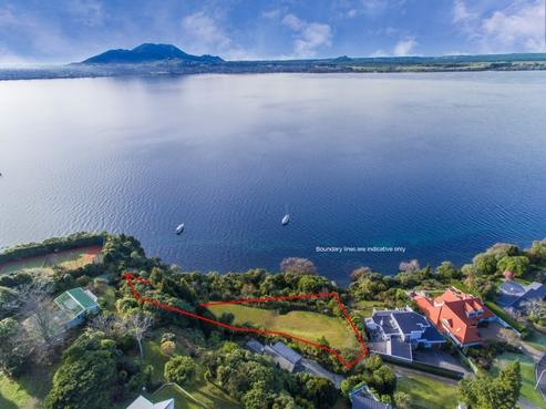 2/19 Te Kopua Street, Acacia Bay