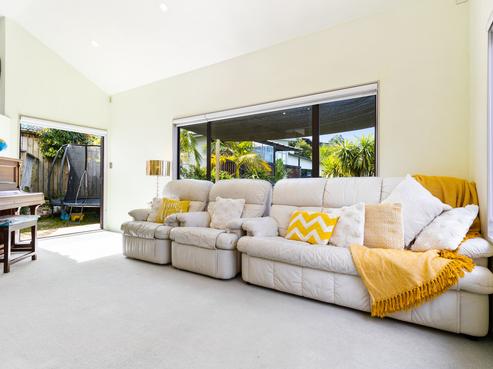 43B Sunset Road, Totara Vale