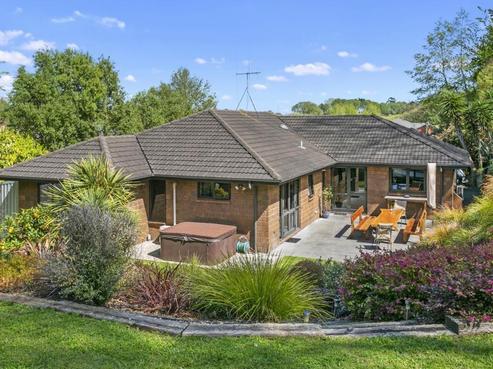 22 Grace Avenue, Leamington