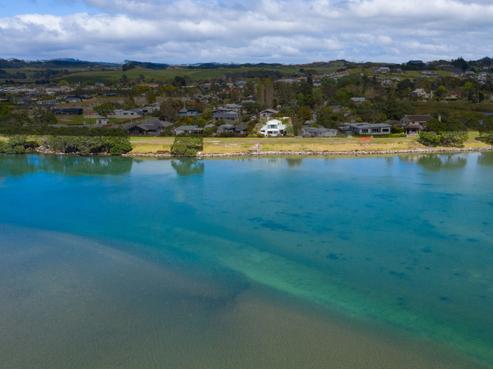 8 Kainui Street, Mangawhai