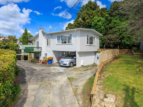 1/13 Utting Street, Birkdale