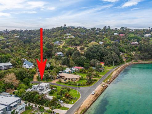38 The Esplanade, Oneroa