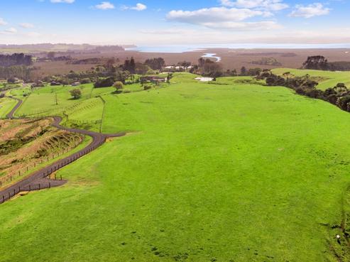 15 Slater Road, South Head