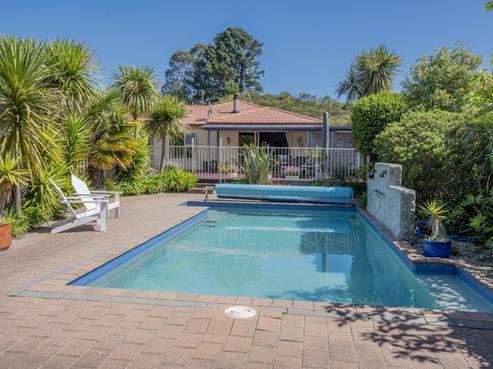 12 Rata Road, Raumati Beach