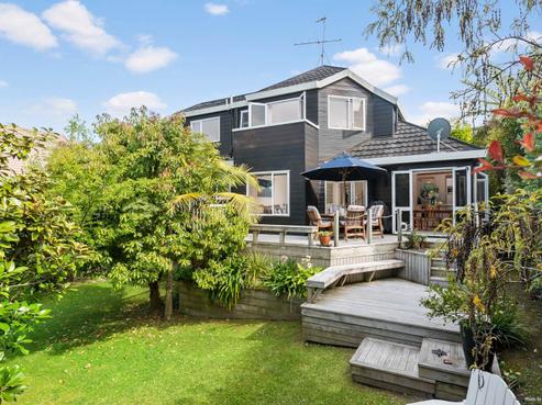 3/418 Beach Road, Mairangi Bay