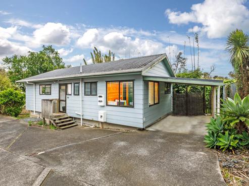 2/85 Awaruku Road, Torbay