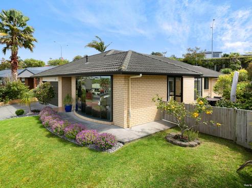 12 Rose Court, Orewa