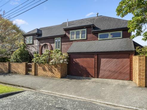 48 Hautana Street, Woburn