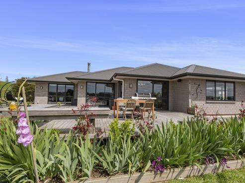 925 Mangakahia Road, Poroti