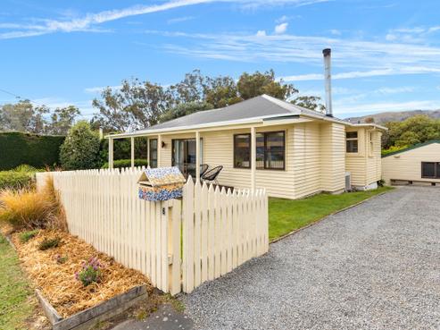 6 Waipapa Avenue, Diamond Harbour