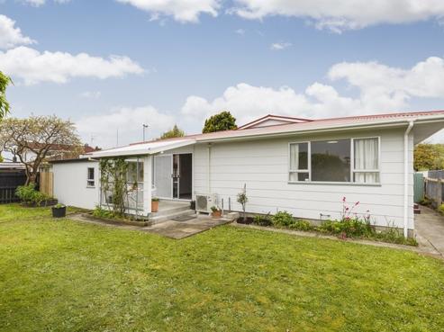 11B Terry Crescent, Milson
