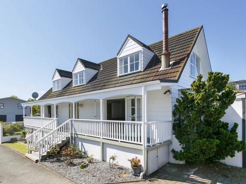 13 Birch Street, Hilltop