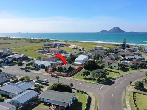 6 Marlin Drive, Coastlands