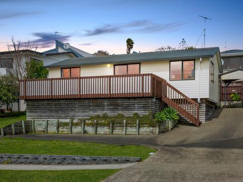 1/46 Bay Street, Red Beach