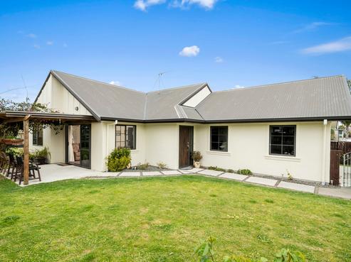 18 Madeleine Terrace, Papamoa