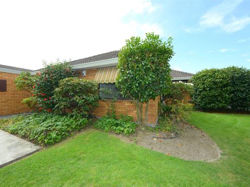 2/11 Rubens Place, Burnside