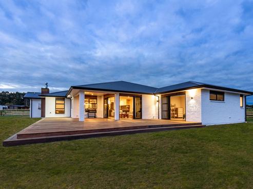 7 Kanuka Grove, Kinloch