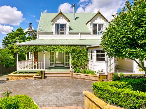 120 Parker Road, Oratia