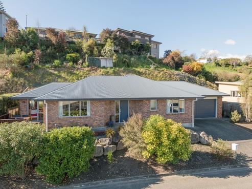 9 Valley Heights Road, Stepneyville