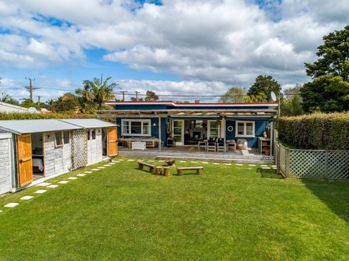 24 Harbour View Road, Point Wells