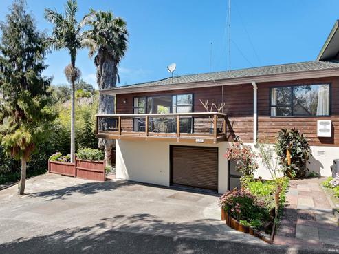 2/9A Long Bay Drive, Torbay