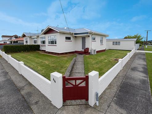44 Cordelia Street, Stratford