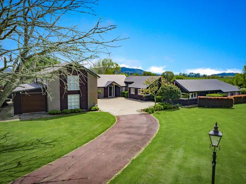 2 Tourist Road, Clevedon