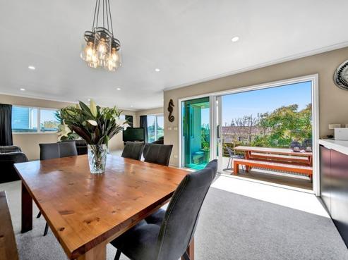 77 Clemow Road, Fitzroy