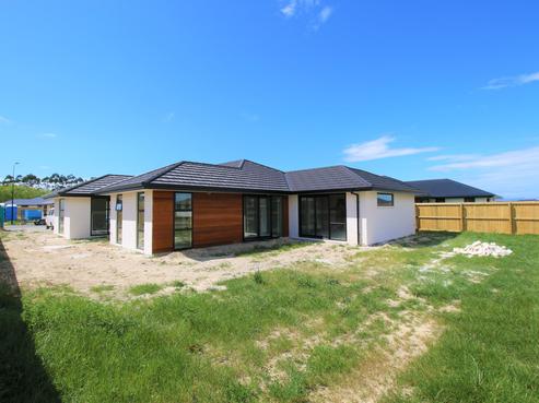 13 Chimango Place, Rolleston