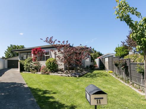 11 Islington Place, Tamatea