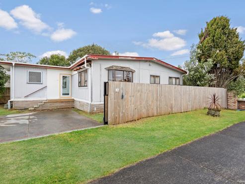 11 Springs Road, Parakai