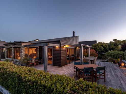 8 Baker Grove, Wanaka